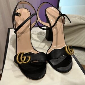 AUTHENTIC!!! Gucci Leather Sandals
